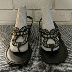 REPORT WOMENS SANDALS NWOT
